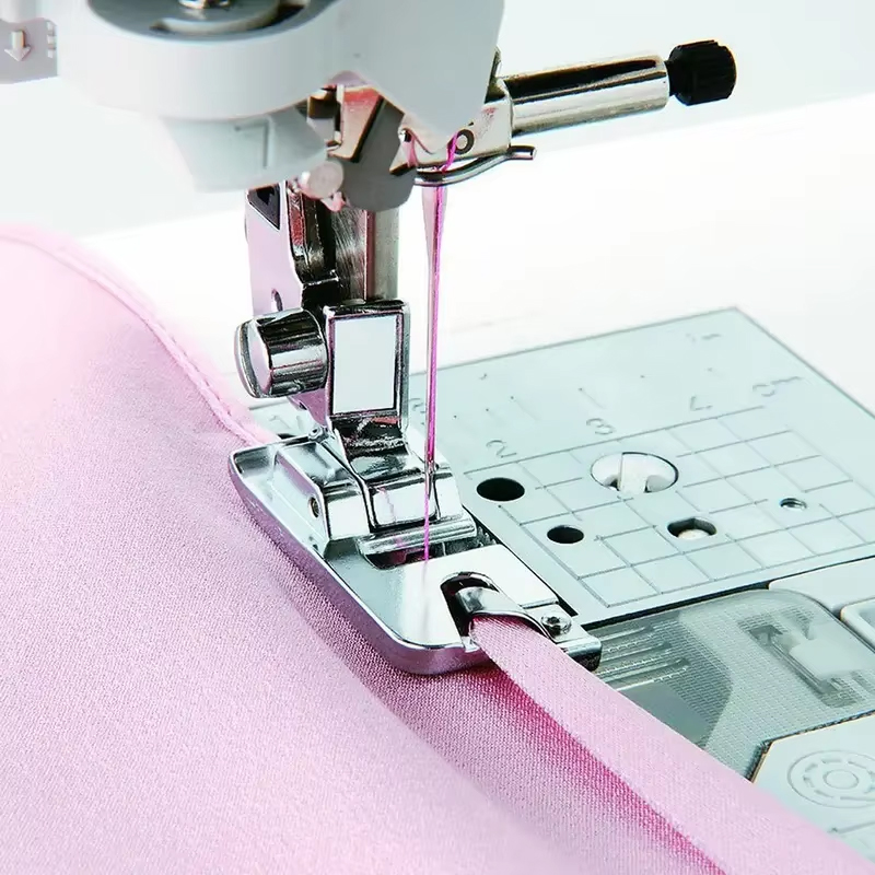 Set piedino per orlo arrotolat - Sewing Tt recensione e prezzo