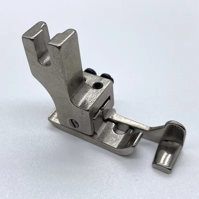 Piedino pressore 810 per cappe - Sewing Tt recensione e prezzo